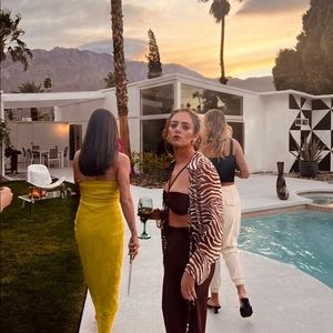 Meet your Posher, Stefany